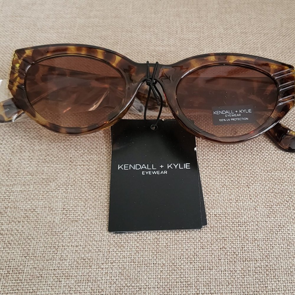 KENDALL + KYLIE Designer Sunglasses